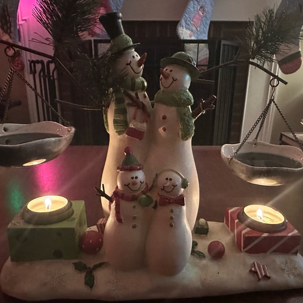 RARE Yankee Candle Snowman Family Wax Tart Warmer